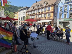 In entspannter Atmosphäre feierte der SPD-Ortsverein Schramberg den ersten bundesweiten Ehrentag.