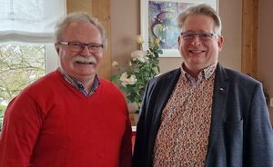 Berthold Kammerer und Mirko Witkowski (von links) unterstreichen die Bedeutung der Kommunalpolitik für die Bürger.